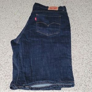 Levi's classic Bermuda shorts